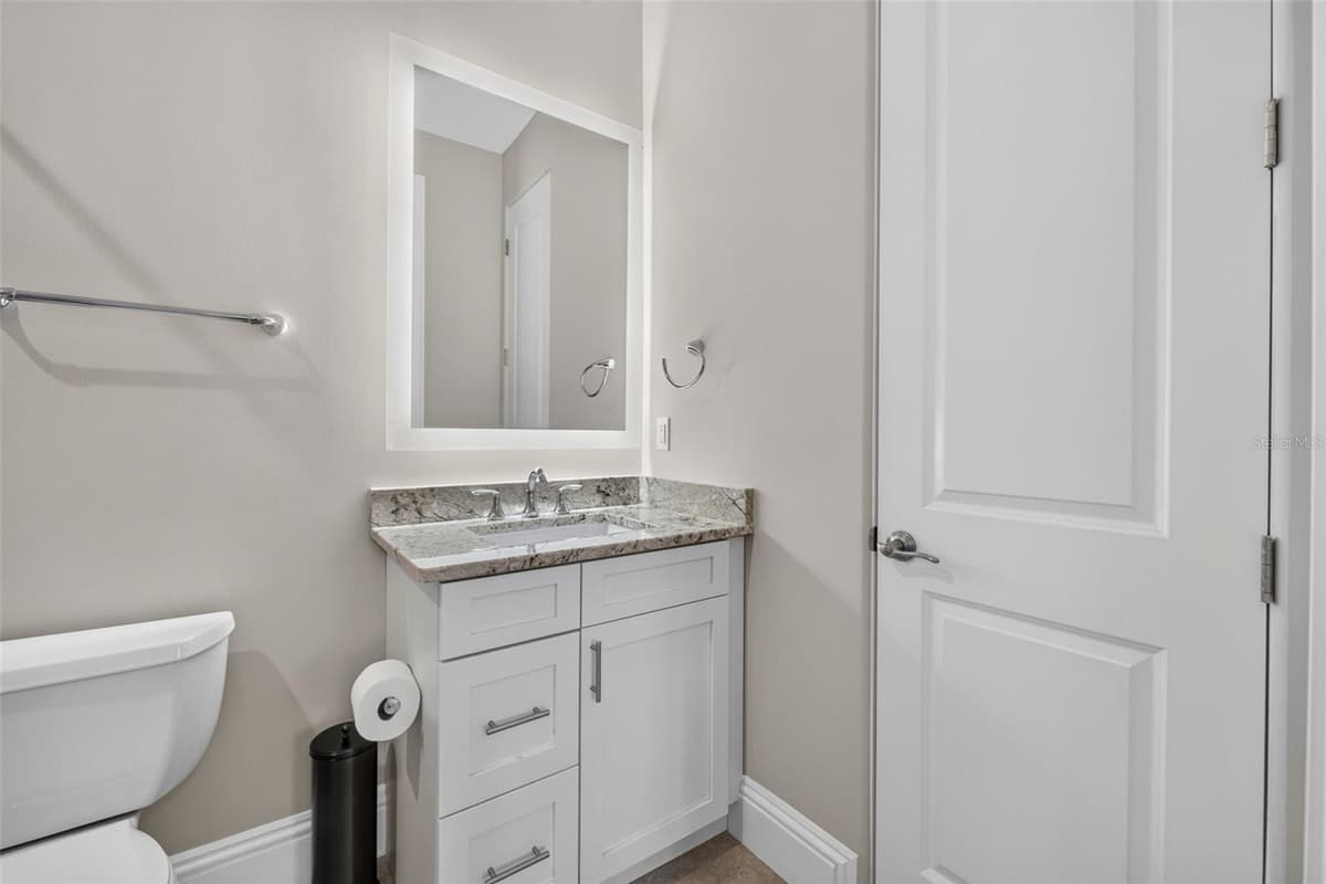 636 MARIPOSA STREET — photo 16 of 81