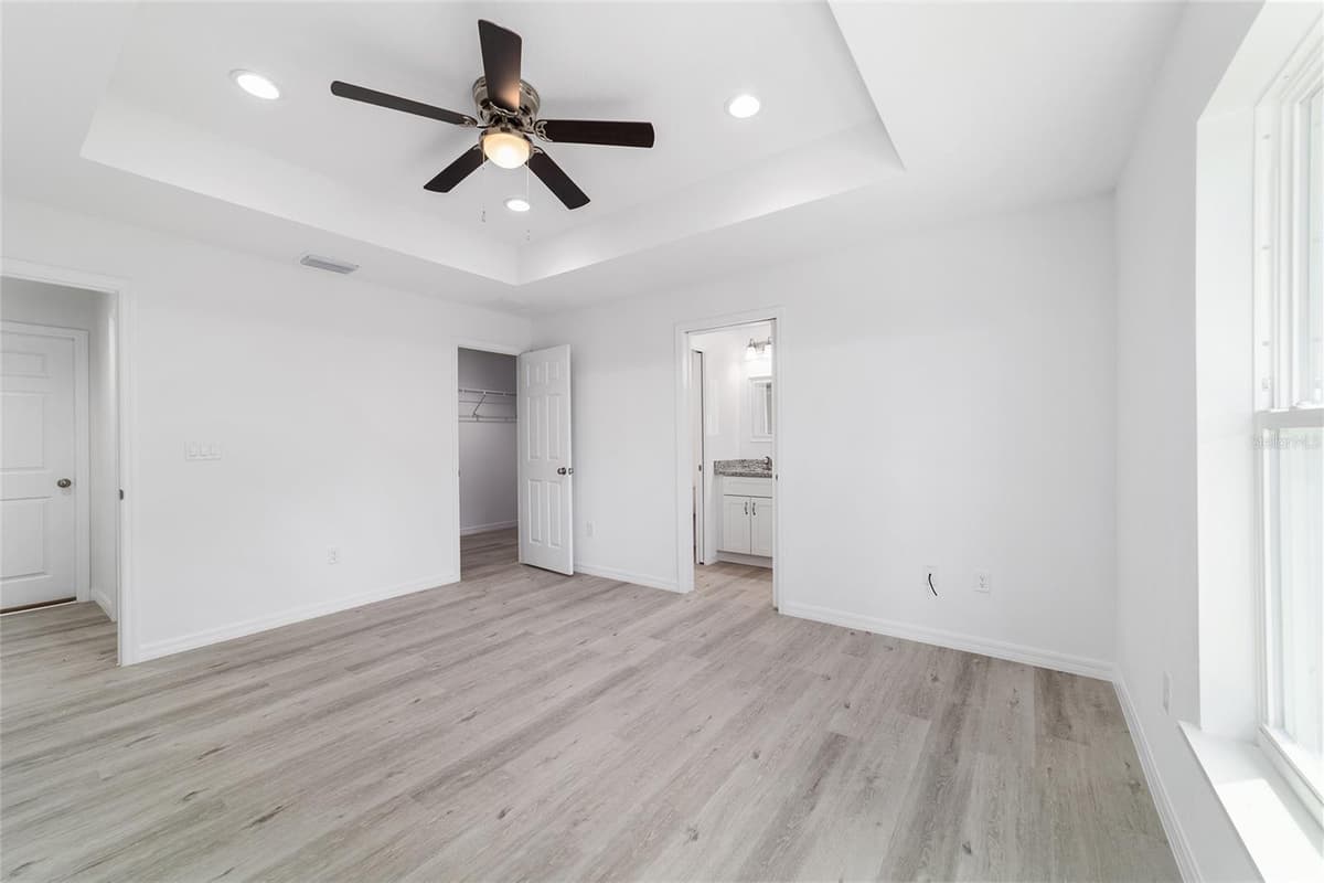 22060 NEPTUNE BOULEVARD — photo 25 of 89