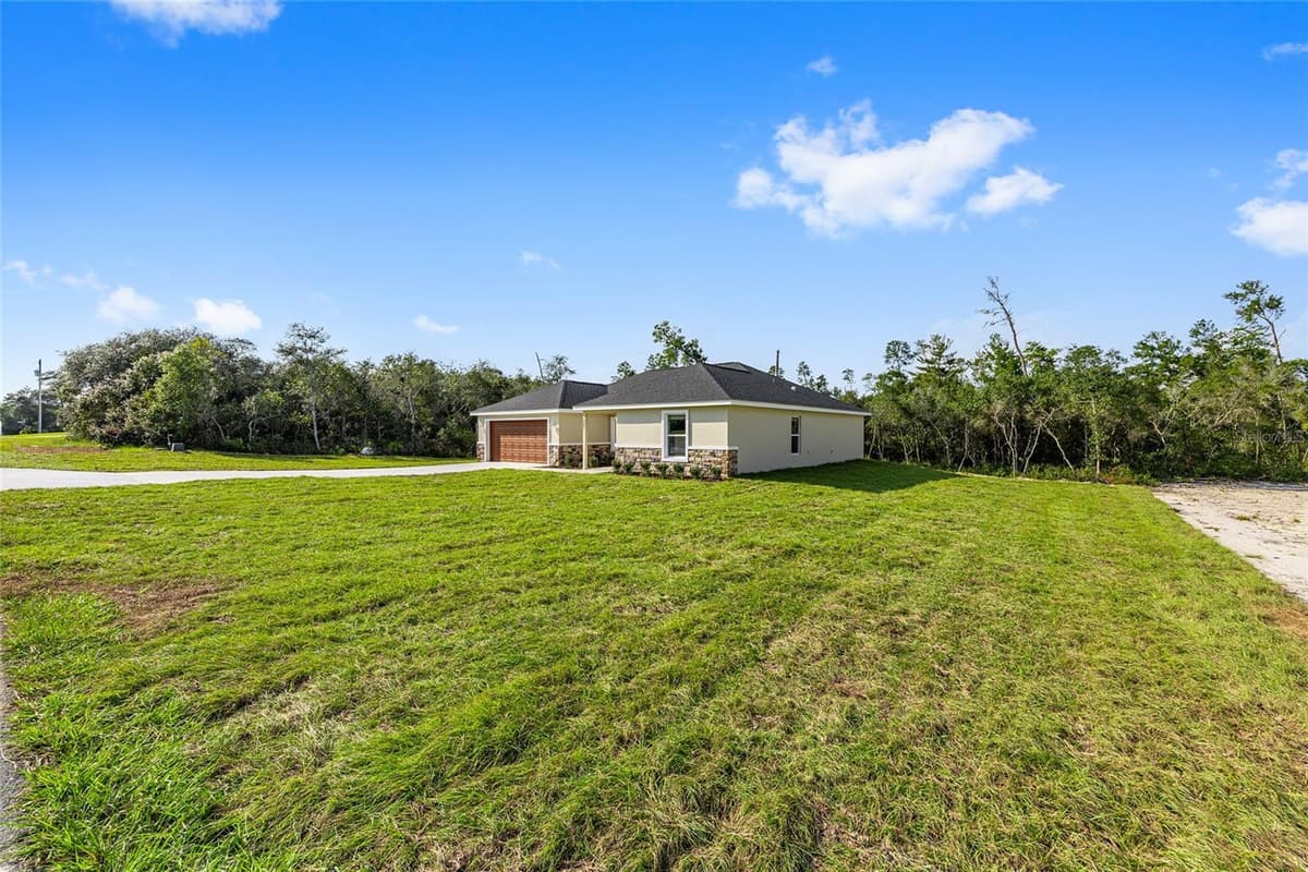 22060 NEPTUNE BOULEVARD — photo 45 of 89