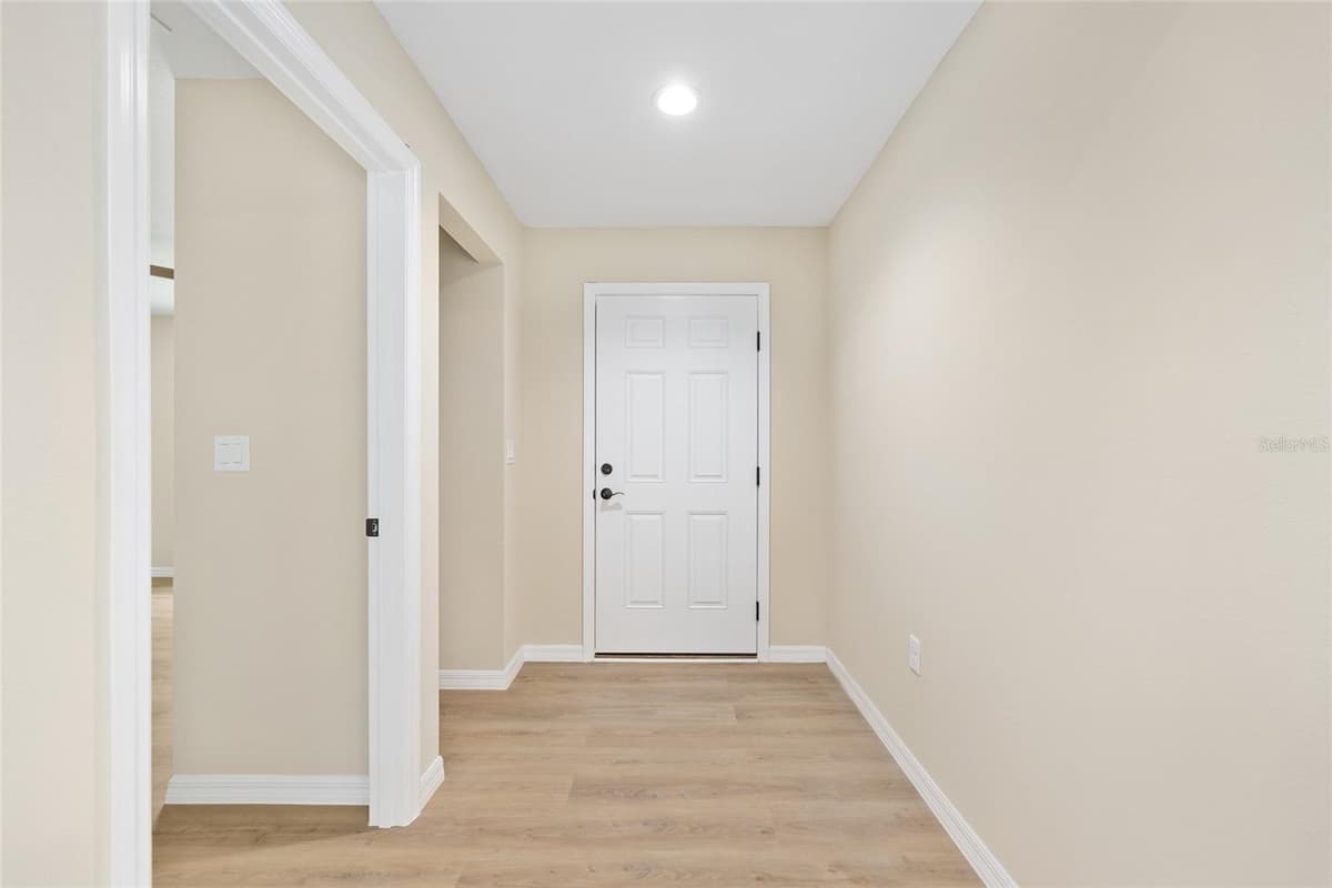 22060 NEPTUNE BOULEVARD — photo 47 of 89