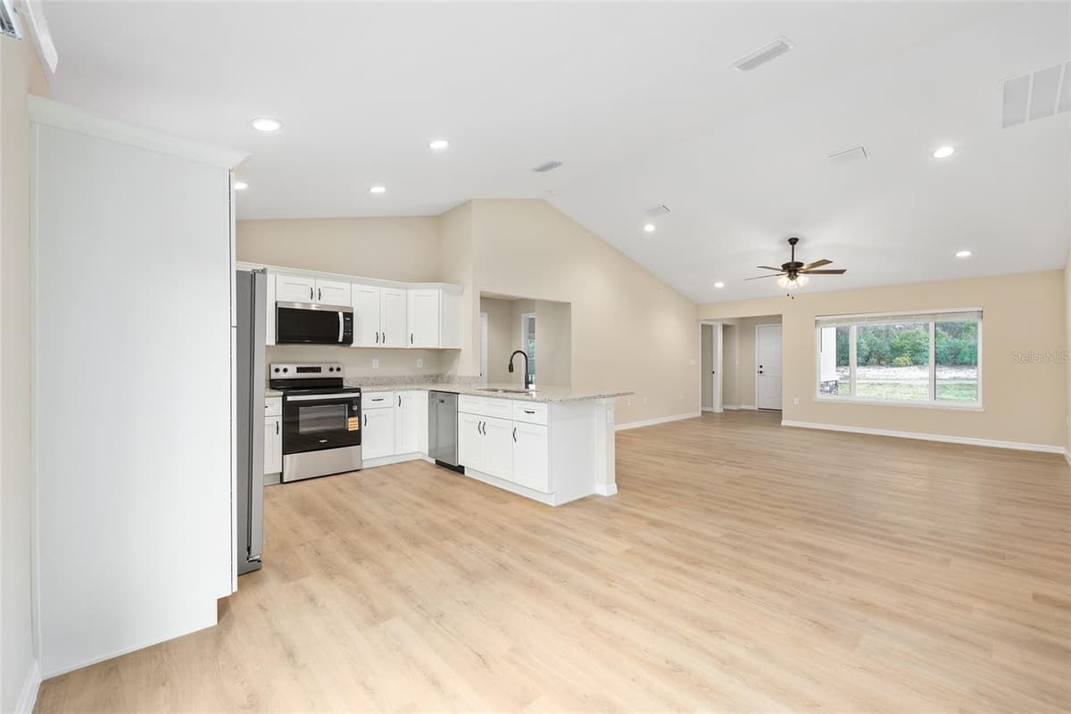 22060 NEPTUNE BOULEVARD — photo 61 of 89