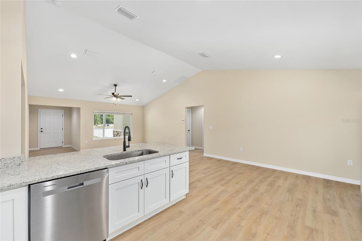 22060 NEPTUNE BOULEVARD — photo 58 of 89