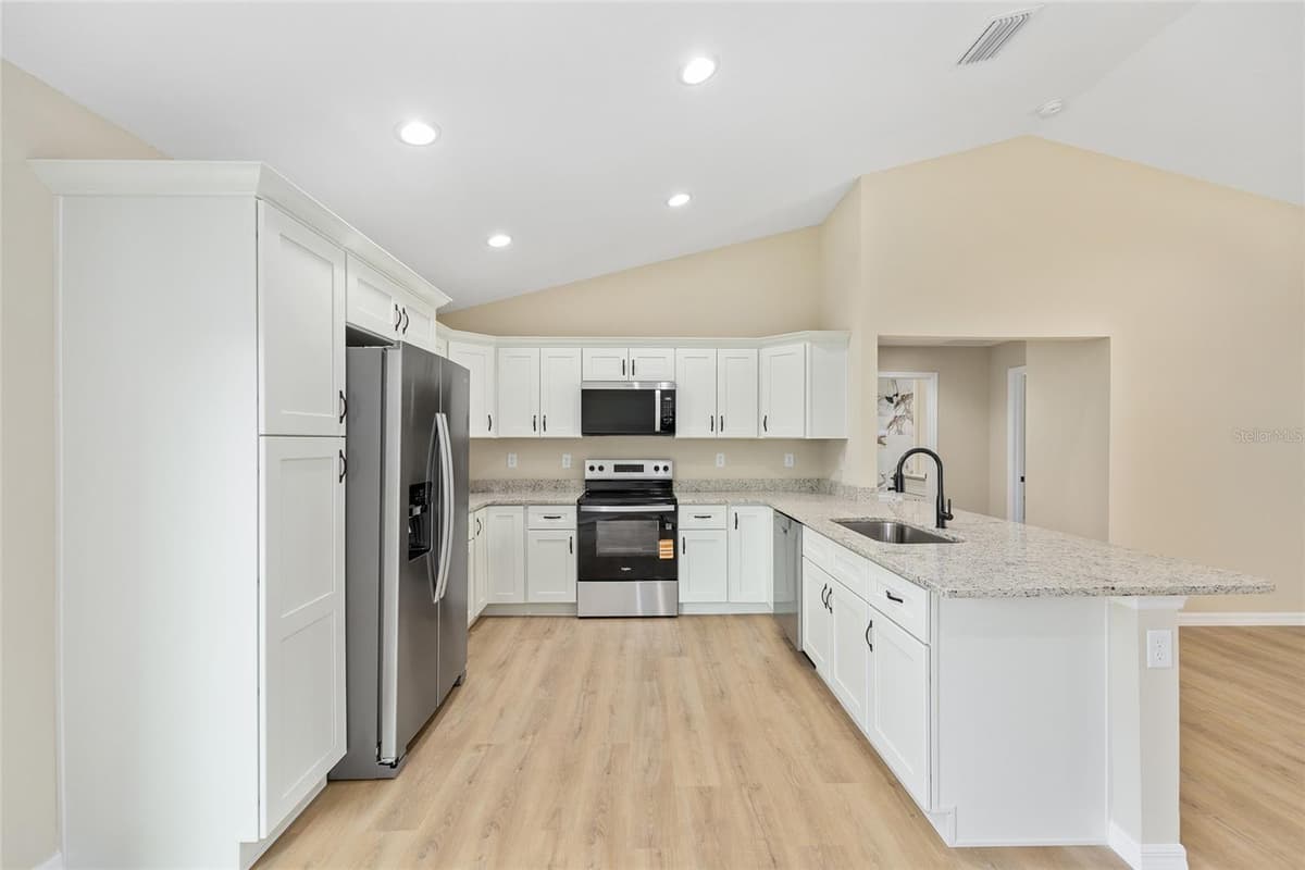 22060 NEPTUNE BOULEVARD — photo 57 of 89