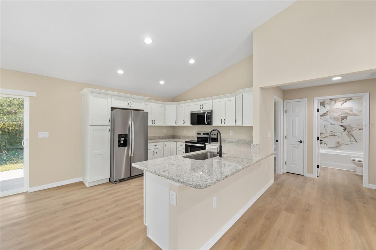 22060 NEPTUNE BOULEVARD — photo 56 of 89
