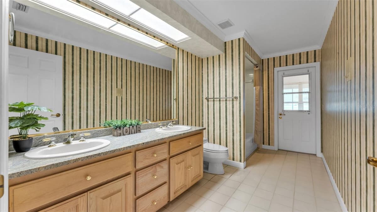122 JULIANA WAY — photo 41 of 54