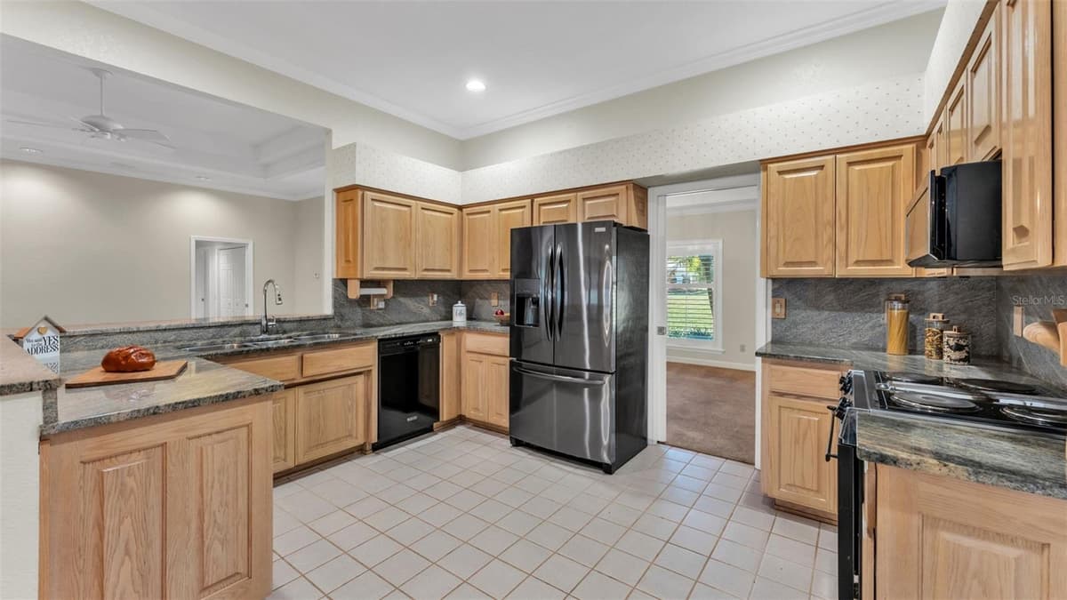 122 JULIANA WAY — photo 28 of 54