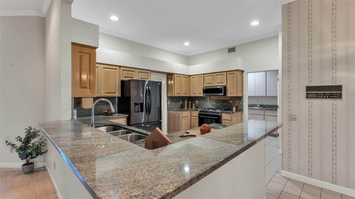 122 JULIANA WAY — photo 25 of 54