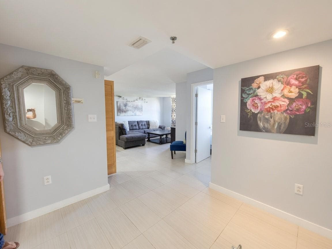 701 MADISON AVENUE — photo 7 of 11