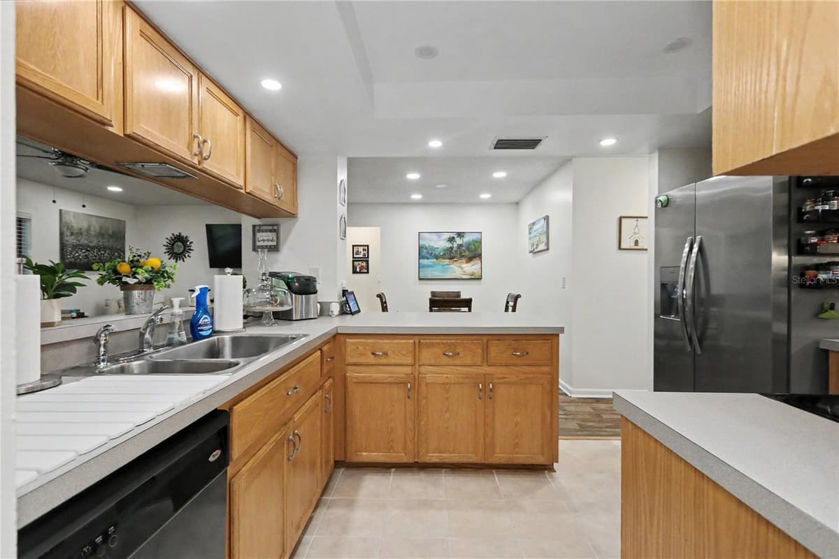 10 COLUBRINA COURT — photo 29 of 59