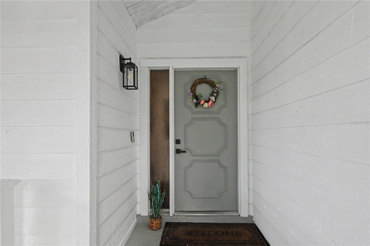10 COLUBRINA COURT — photo 18 of 59