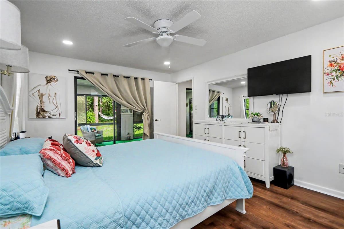 10 COLUBRINA COURT — photo 43 of 59