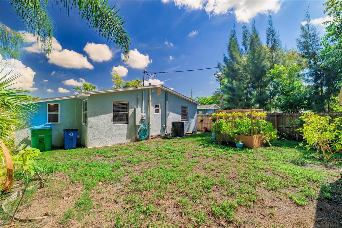 6634 49TH AVENUE — photo 37 of 38