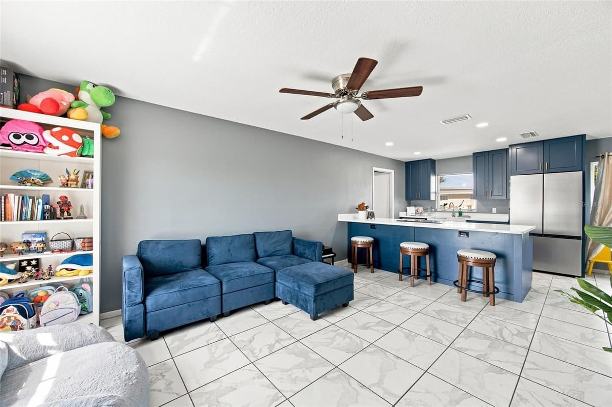 8008 CAMPBELL ROAD — photo 6 of 41