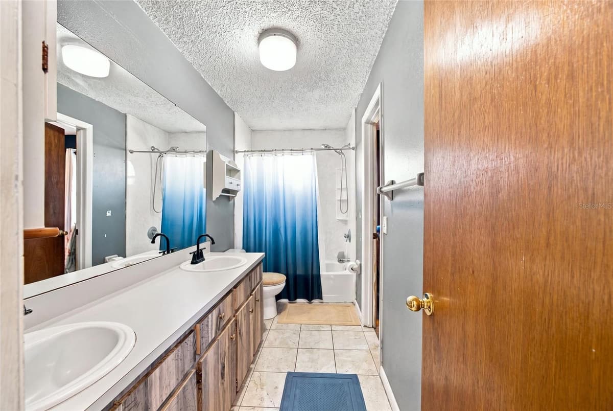 8008 CAMPBELL ROAD — photo 18 of 41