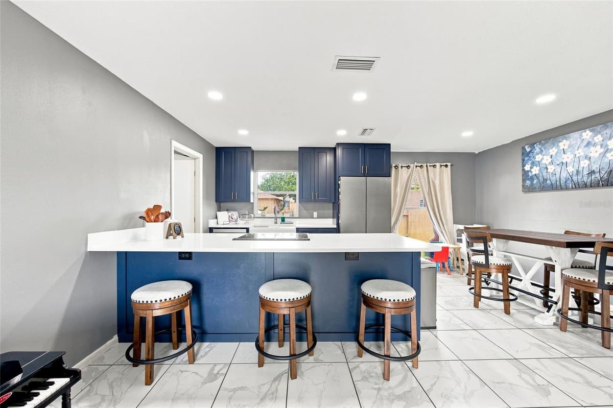 8008 CAMPBELL ROAD — photo 14 of 41