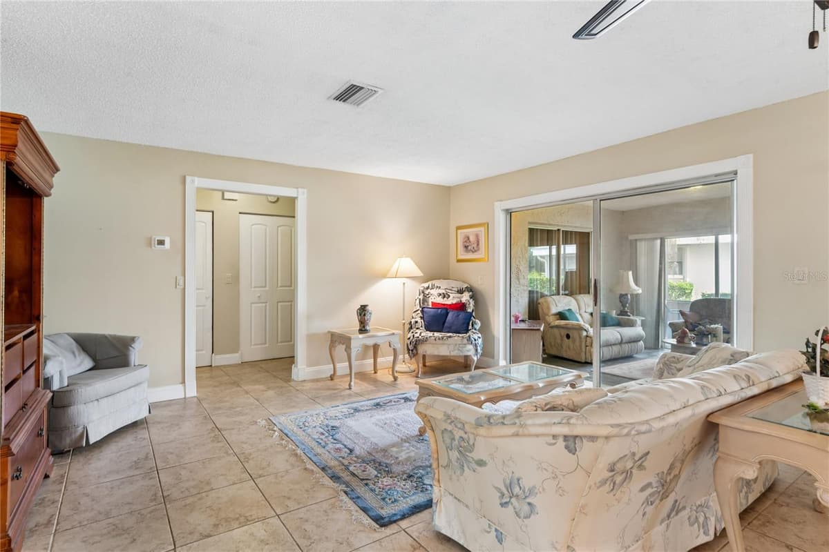 1520 PALMER COURT — photo 7 of 61
