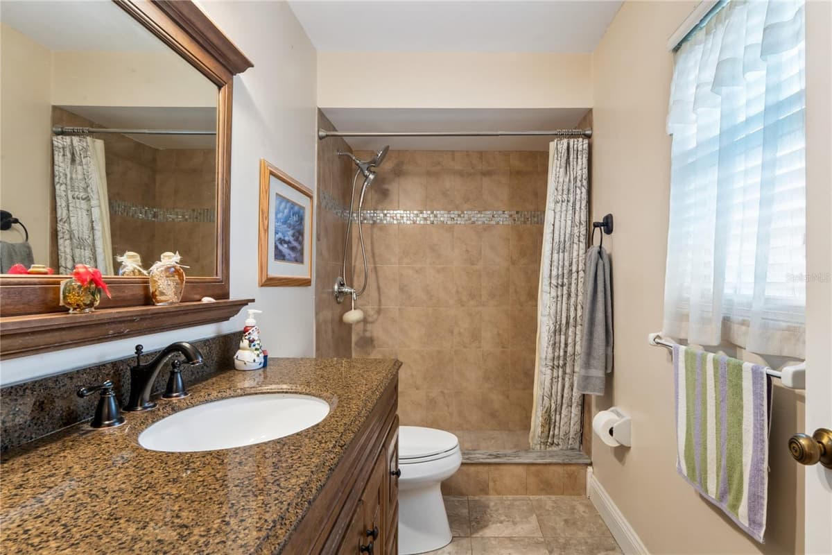1520 PALMER COURT — photo 27 of 61