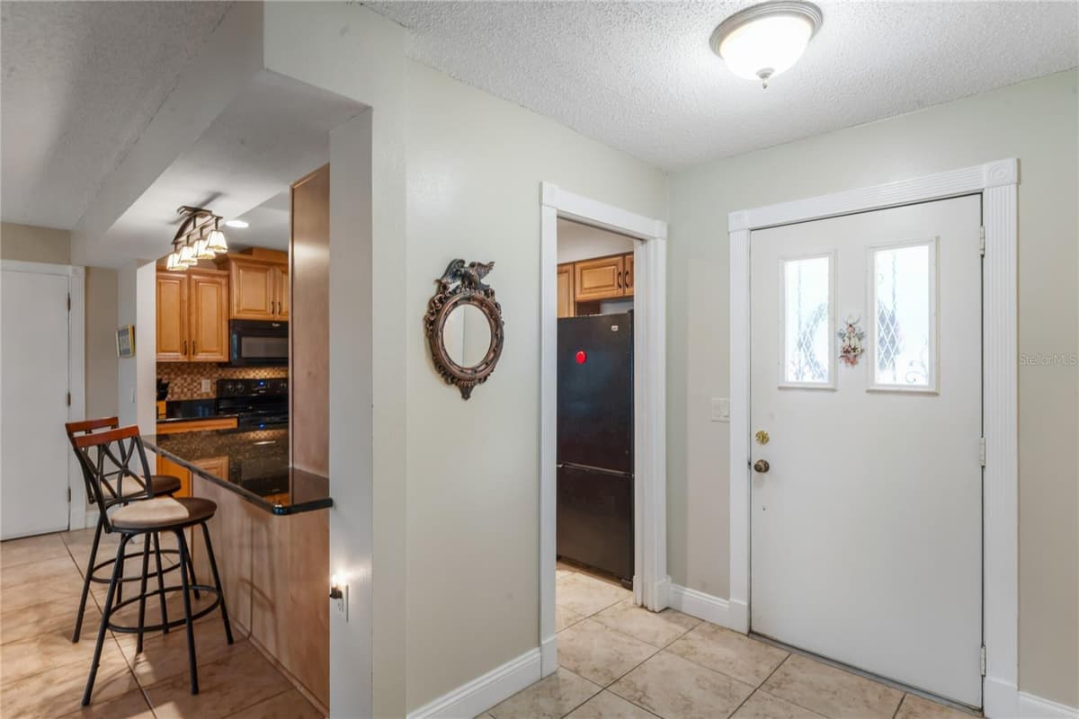 1520 PALMER COURT — photo 6 of 61