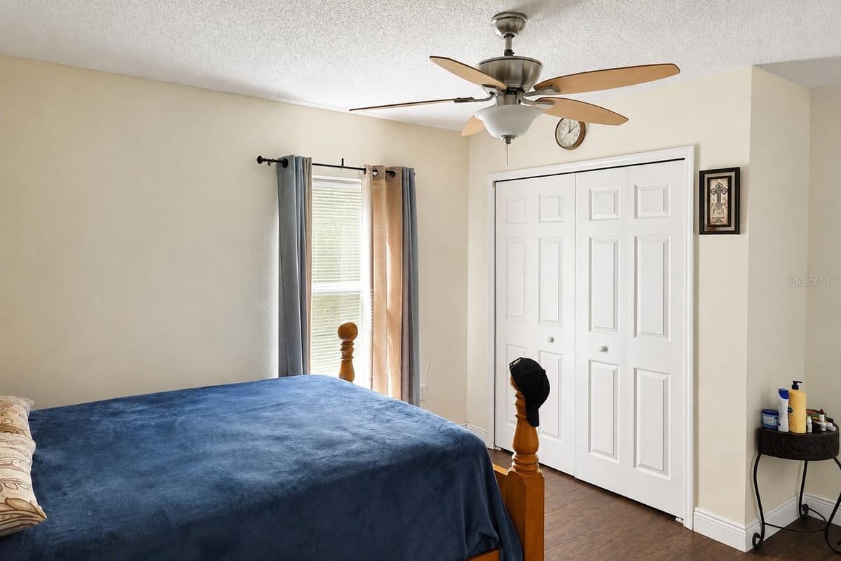925 STOCKPORT DRIVE — photo 19 of 28
