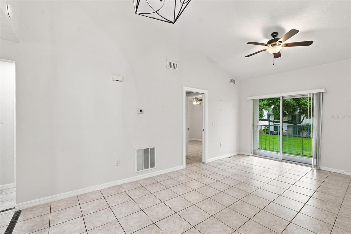 5005 BORDEAUX VILLAGE PLACE — photo 6 of 38