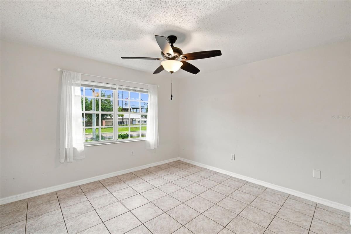 5005 BORDEAUX VILLAGE PLACE — photo 13 of 38