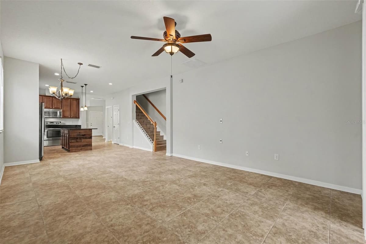 23046 WOOD VIOLET COURT — photo 7 of 27