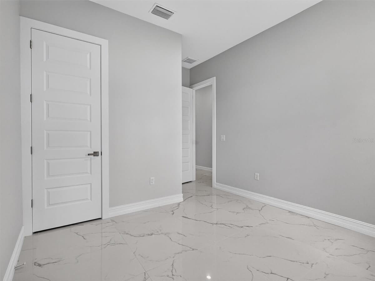 2302 ALLEN DRIVE — photo 38 of 61