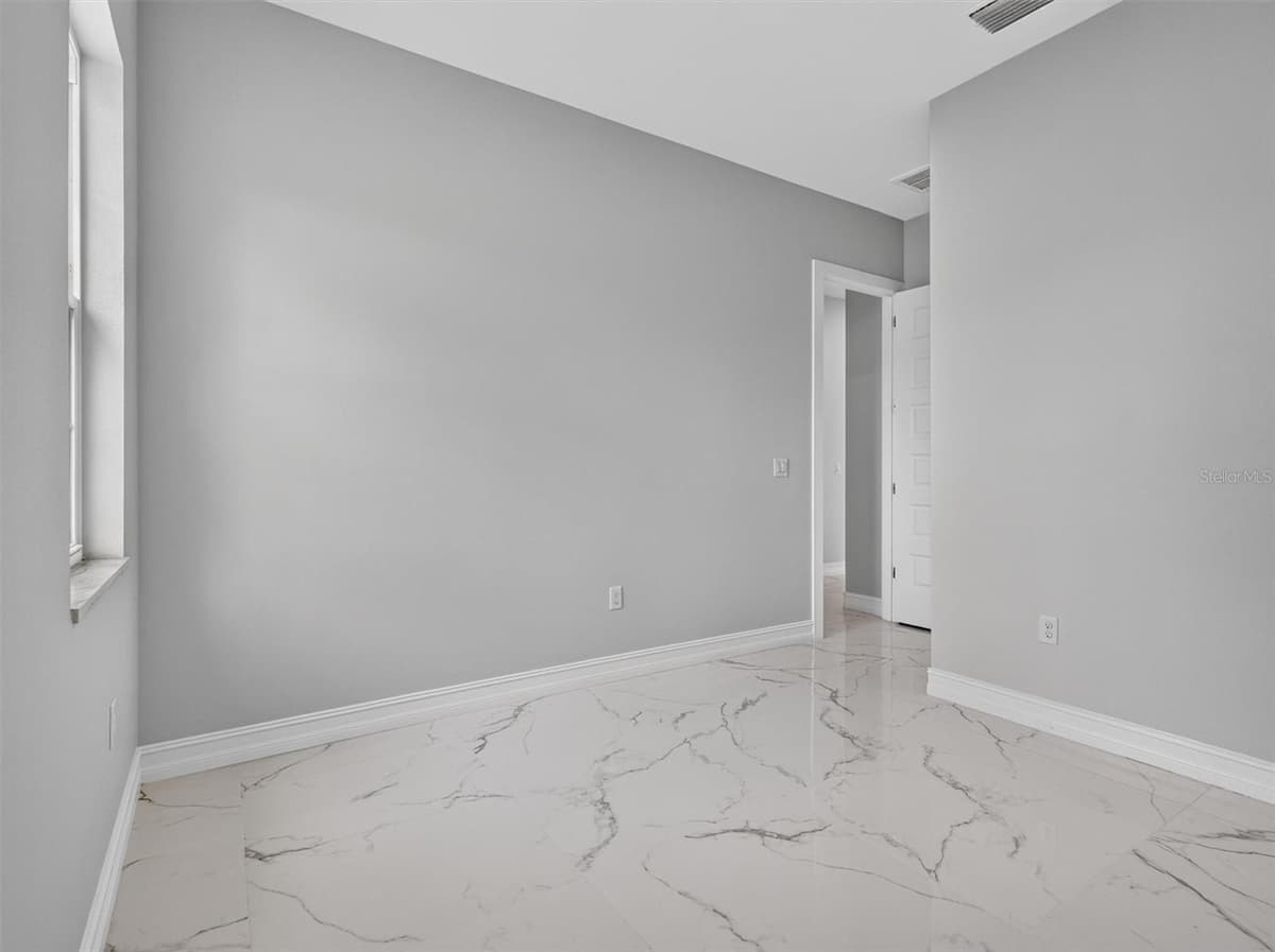 2302 ALLEN DRIVE — photo 40 of 61