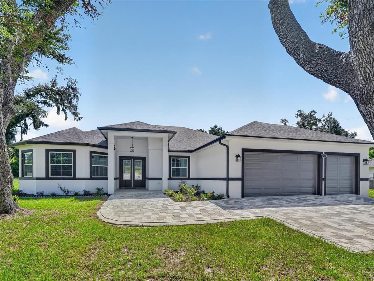 2302 ALLEN DRIVE — photo 3 of 61