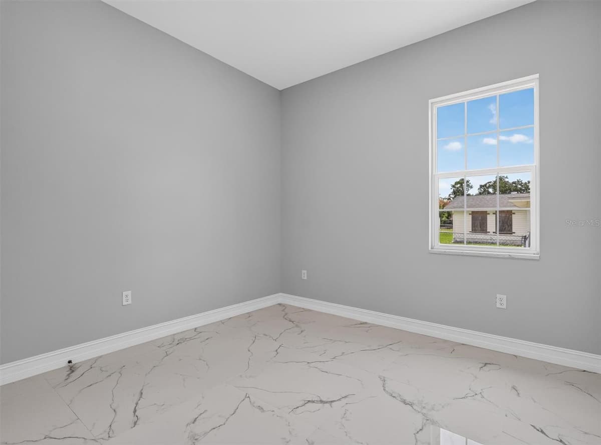 2302 ALLEN DRIVE — photo 39 of 61