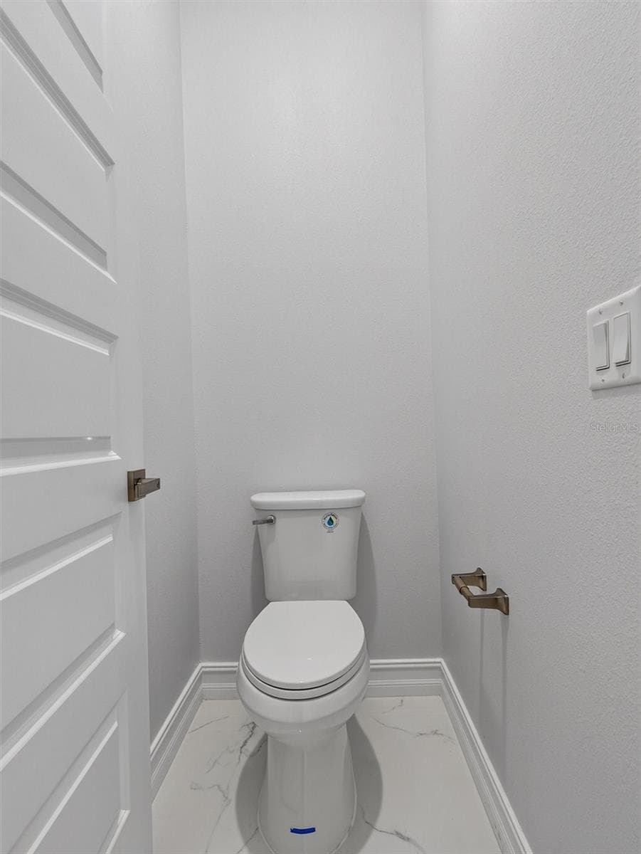 2302 ALLEN DRIVE — photo 35 of 61