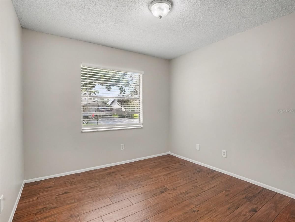 3329 FOX RIDGE DRIVE — photo 11 of 15