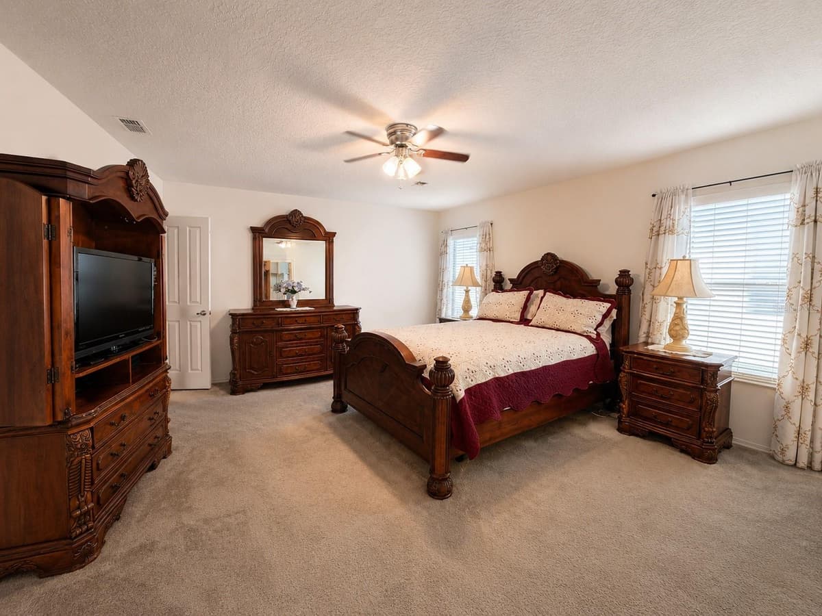 13552 PITANGA STREET — photo 12 of 24
