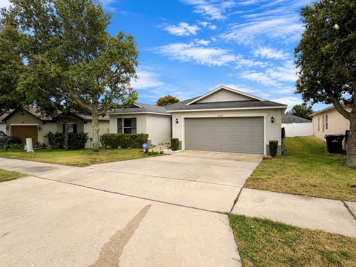 13552 PITANGA STREET — photo 2 of 24