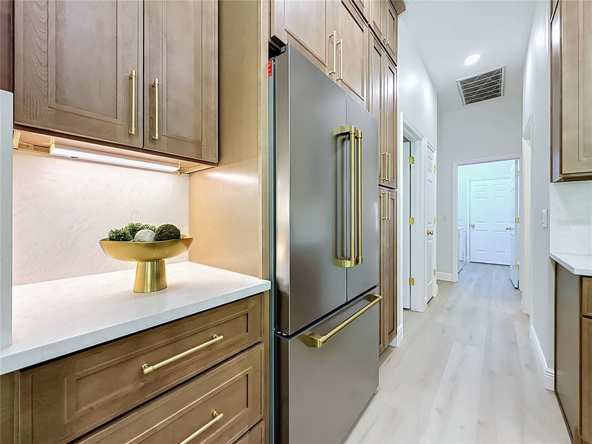 927 WHIPPOORWILL DRIVE — photo 16 of 78