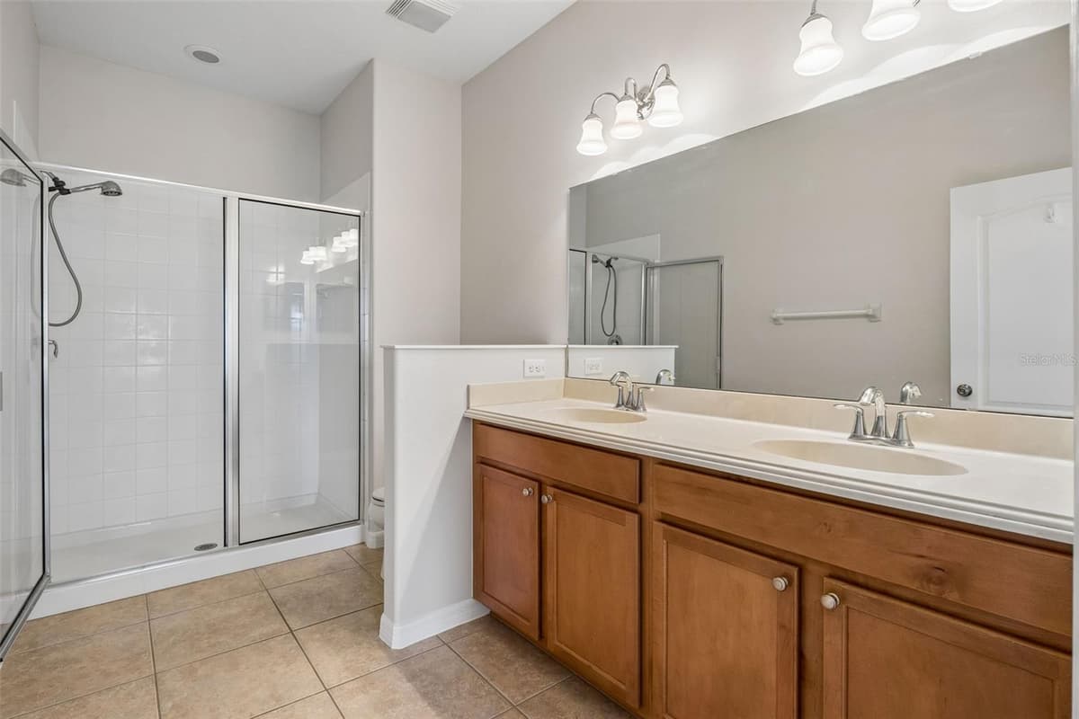 3201 SONESTA COURT — photo 10 of 38