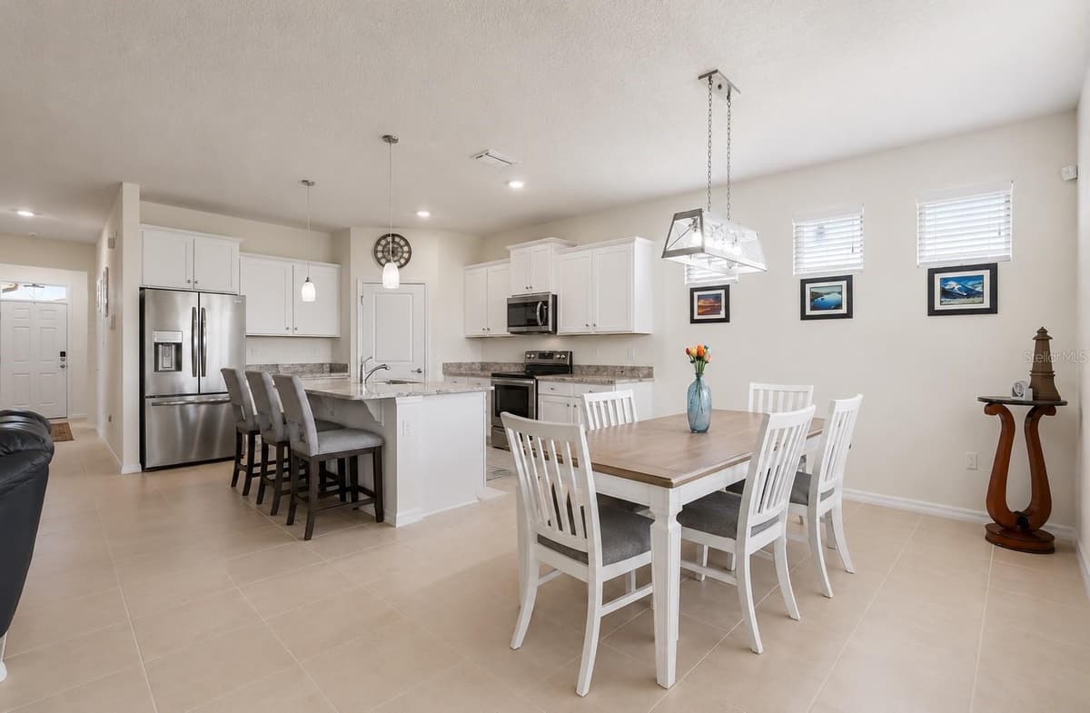 38387 SPRINGHEAD LN — photo 13 of 26