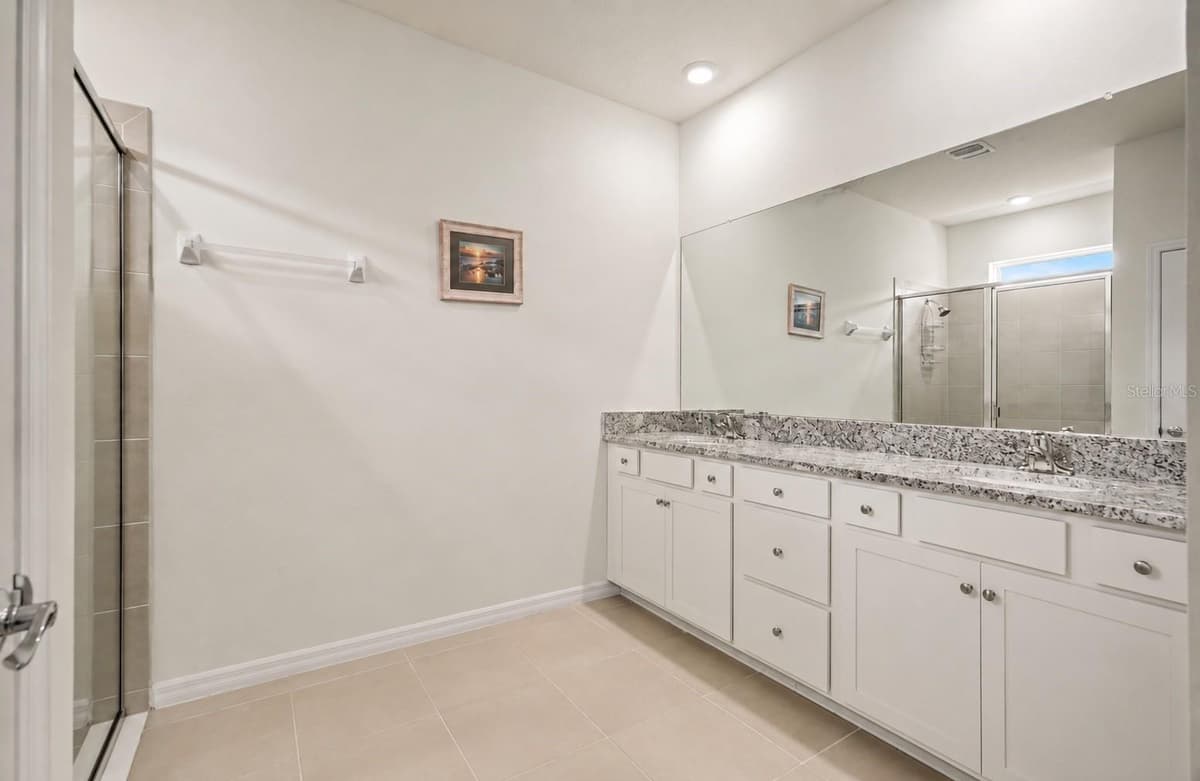 38387 SPRINGHEAD LN — photo 17 of 26