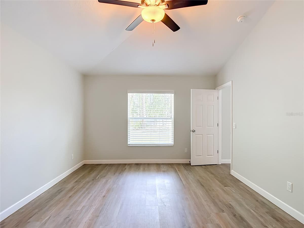 12491 SPARROW HAWK AVENUE — photo 19 of 44