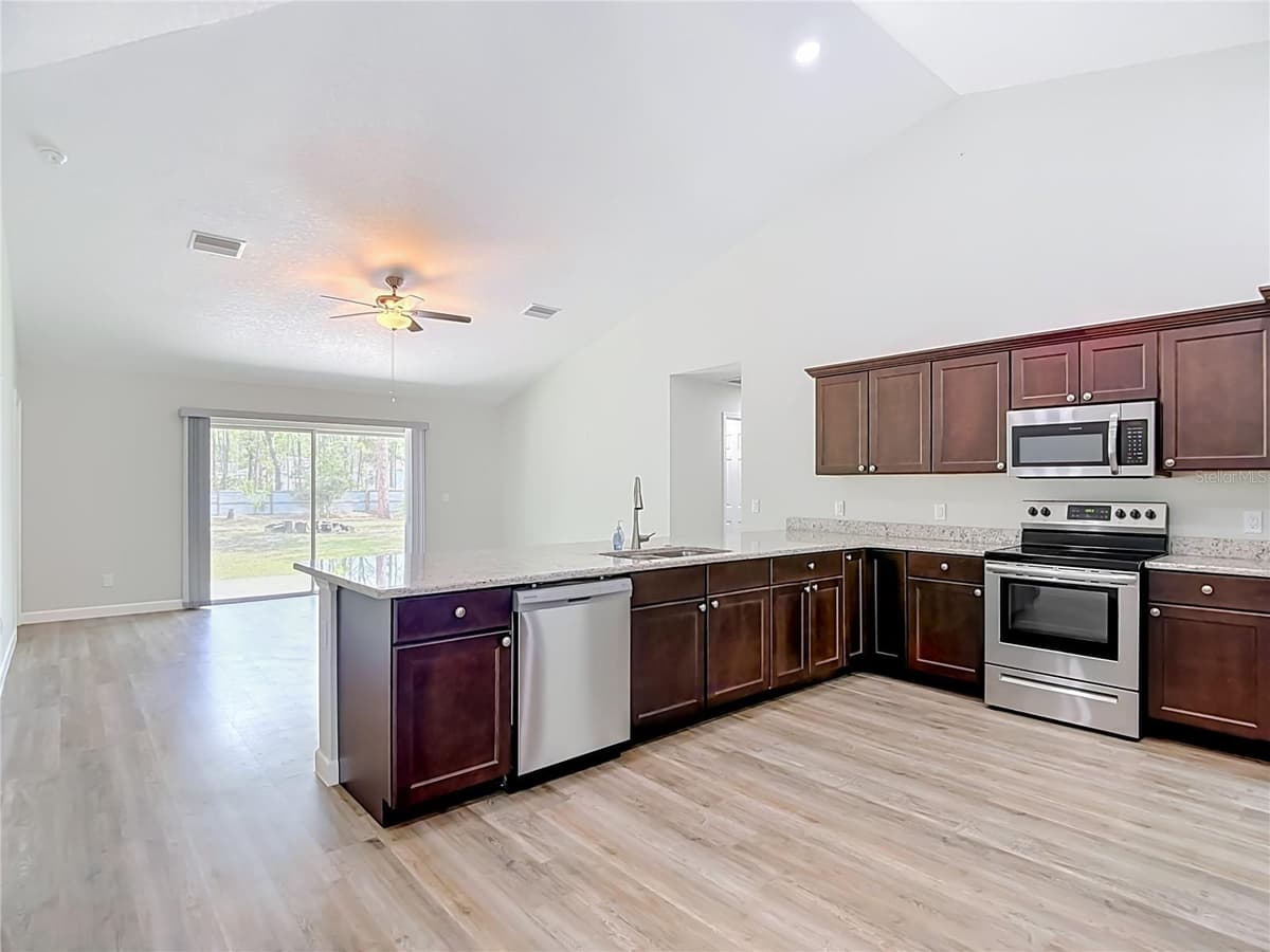 12491 SPARROW HAWK AVENUE — photo 11 of 44