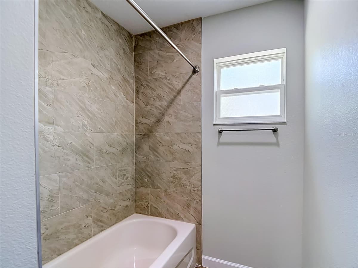 12491 SPARROW HAWK AVENUE — photo 30 of 44
