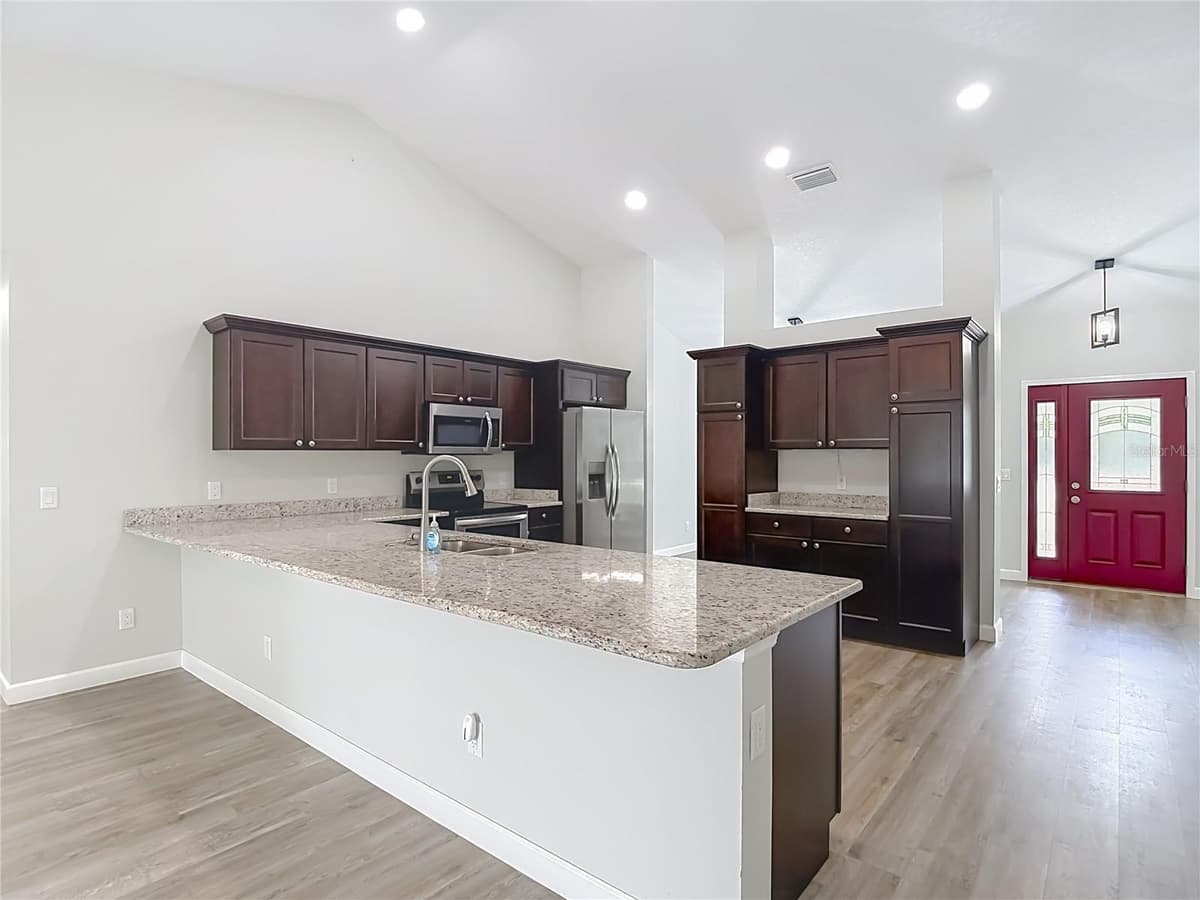 12491 SPARROW HAWK AVENUE — photo 15 of 44