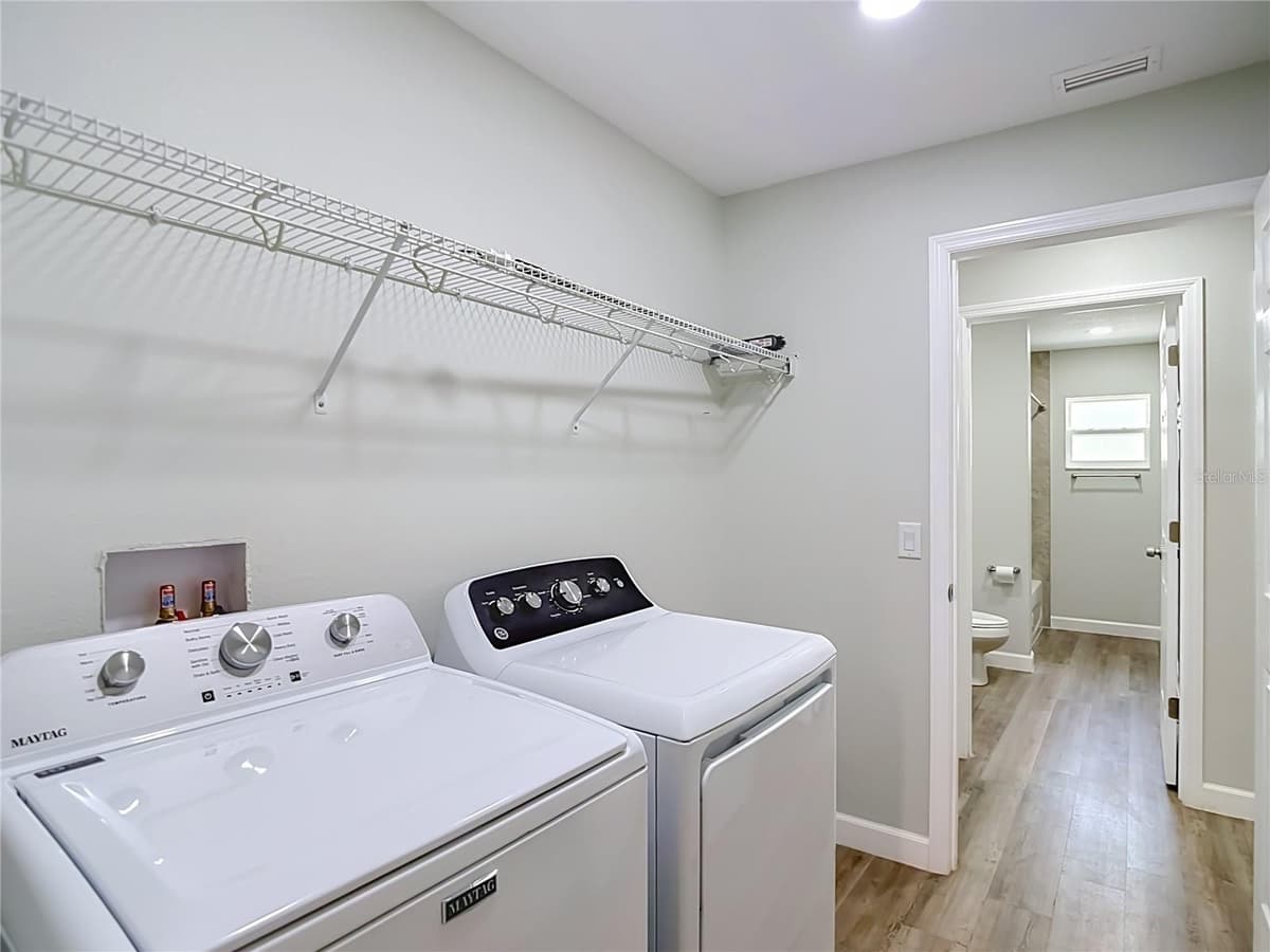 12491 SPARROW HAWK AVENUE — photo 34 of 44