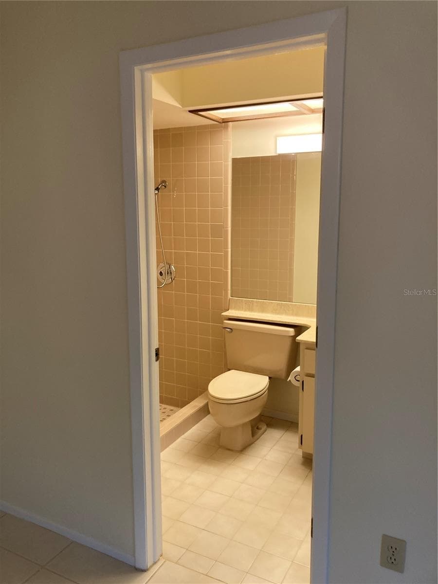 9545 DANVILLE COURT — photo 21 of 25