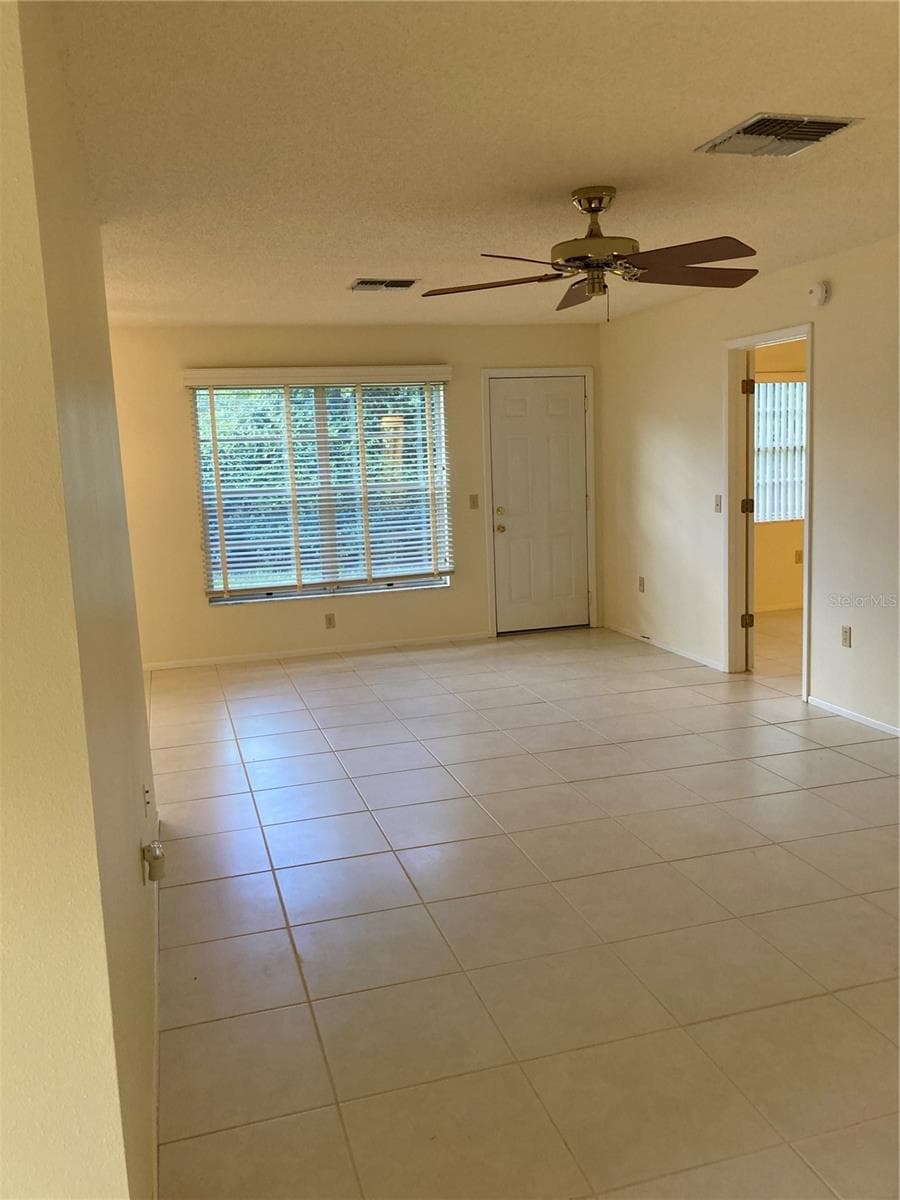 9545 DANVILLE COURT — photo 8 of 25