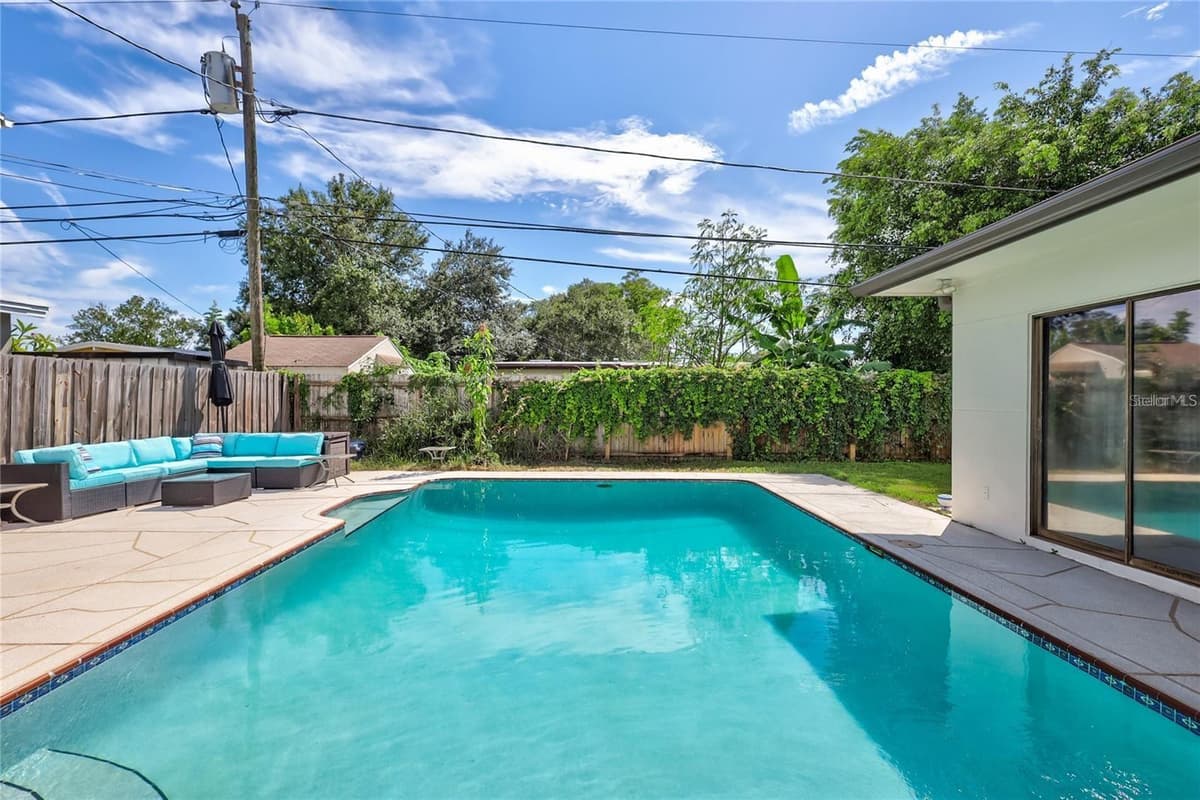 8532 KUMQUAT AVENUE — photo 18 of 41