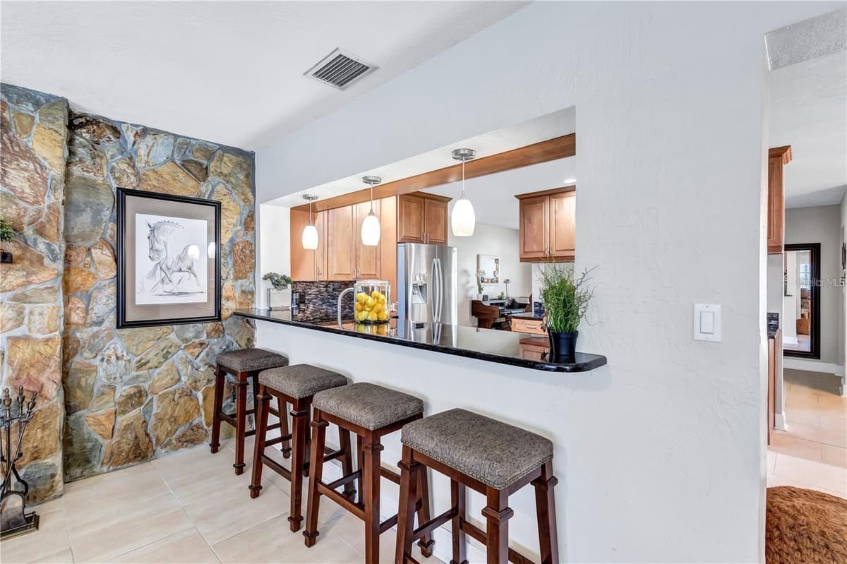 8532 KUMQUAT AVENUE — photo 12 of 41