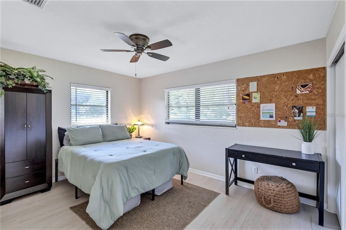 8532 KUMQUAT AVENUE — photo 34 of 41