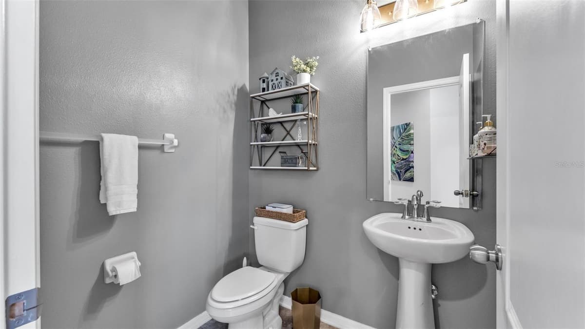 1826 ALTAVISTA CIRCLE — photo 16 of 51