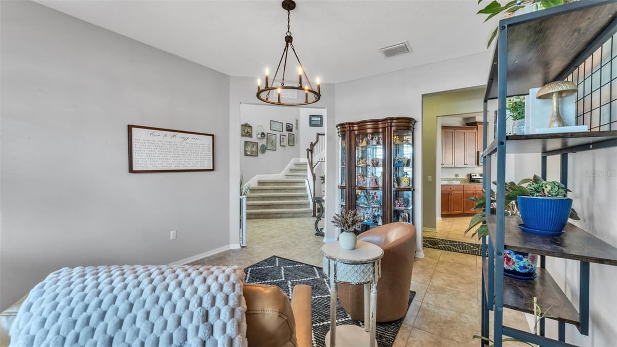 1826 ALTAVISTA CIRCLE — photo 4 of 51